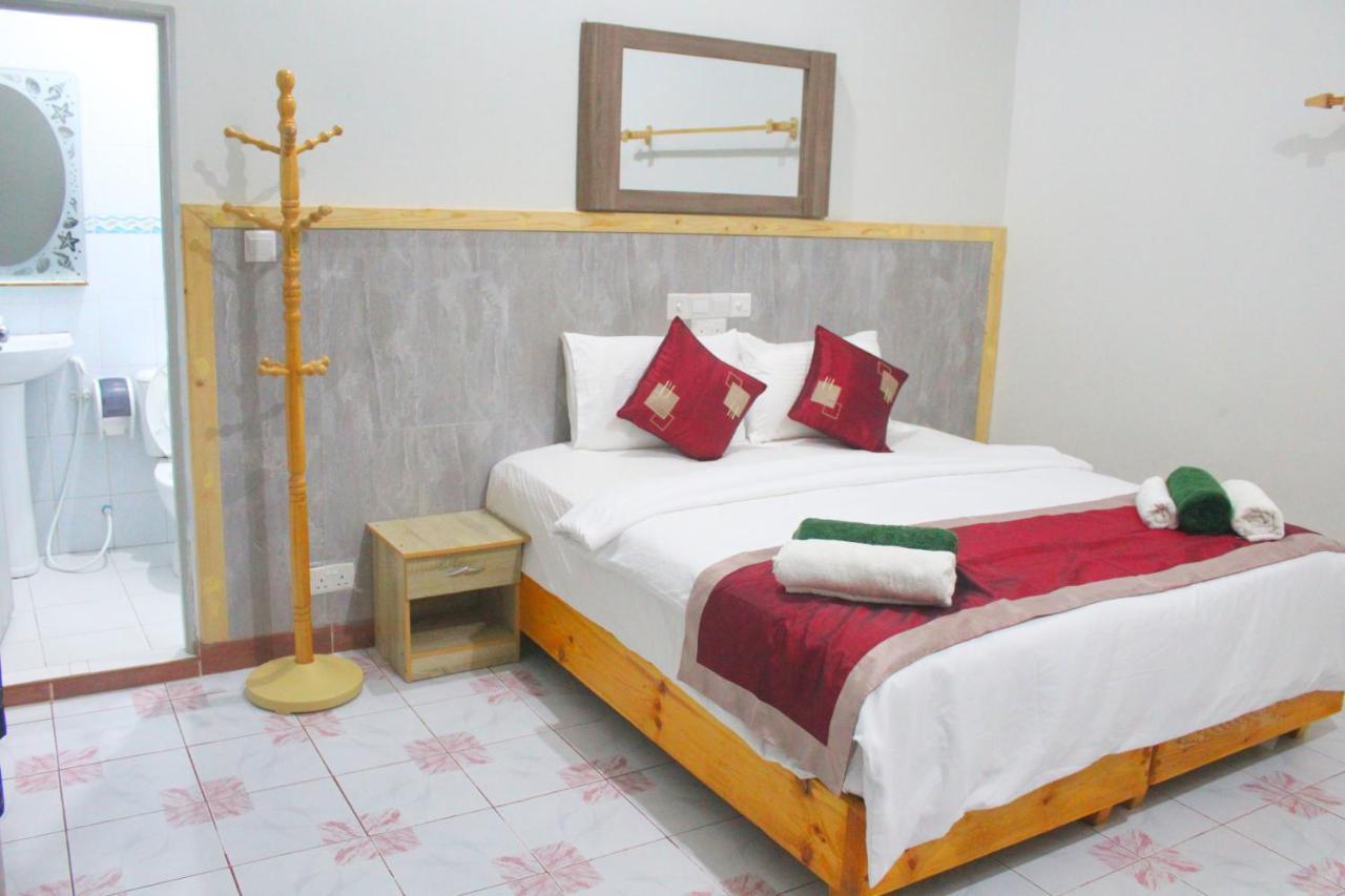 Hotel Gurus Maldives At Gulhi Island Exteriér fotografie