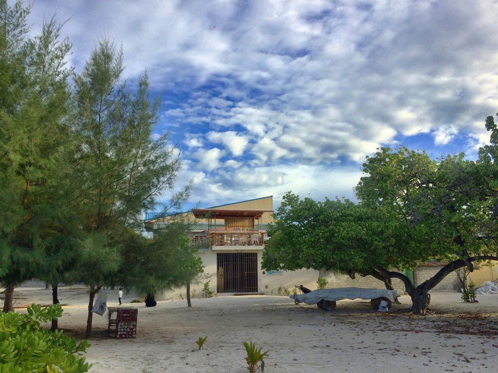 Hotel Gurus Maldives At Gulhi Island Exteriér fotografie
